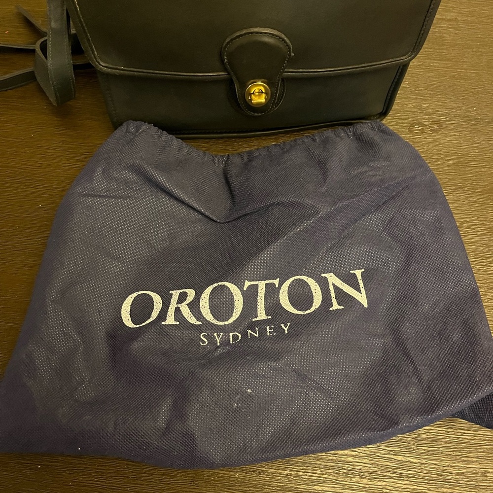 New coach hand bag.